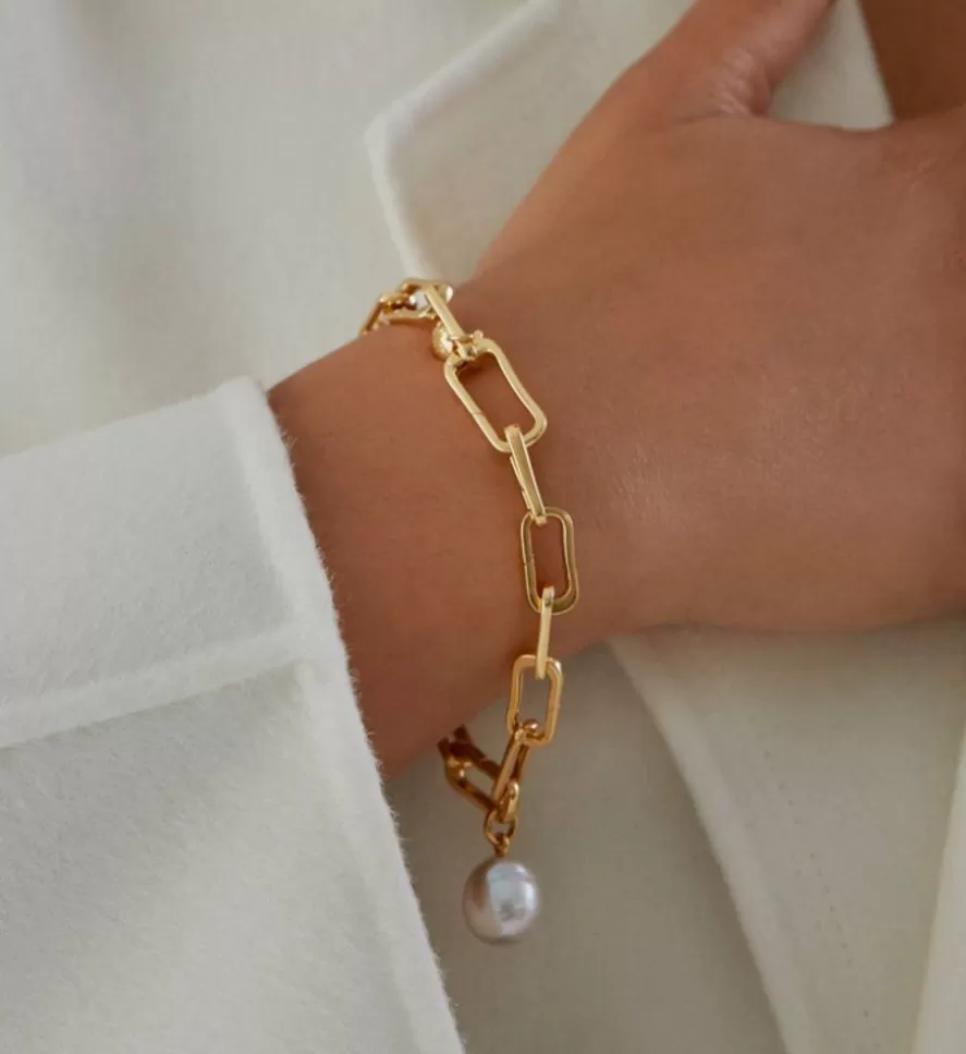 Monica Vinader Chain Bracelets | Alta Capture Charm Bracelet