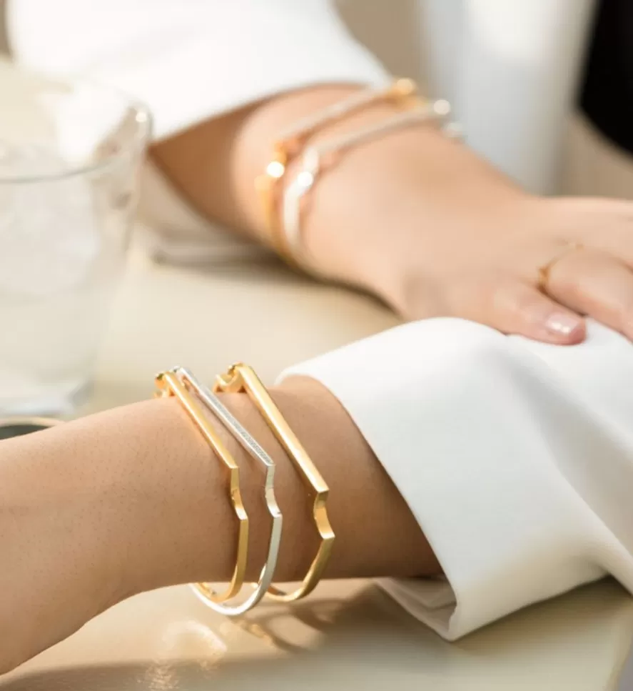 Monica Vinader Bangles & Cuffs | Signature Skinny Bangle